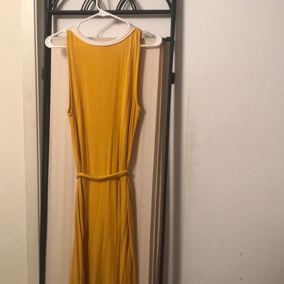 Mustard yellow tie dress with white rope detail - Picture 2 of 5